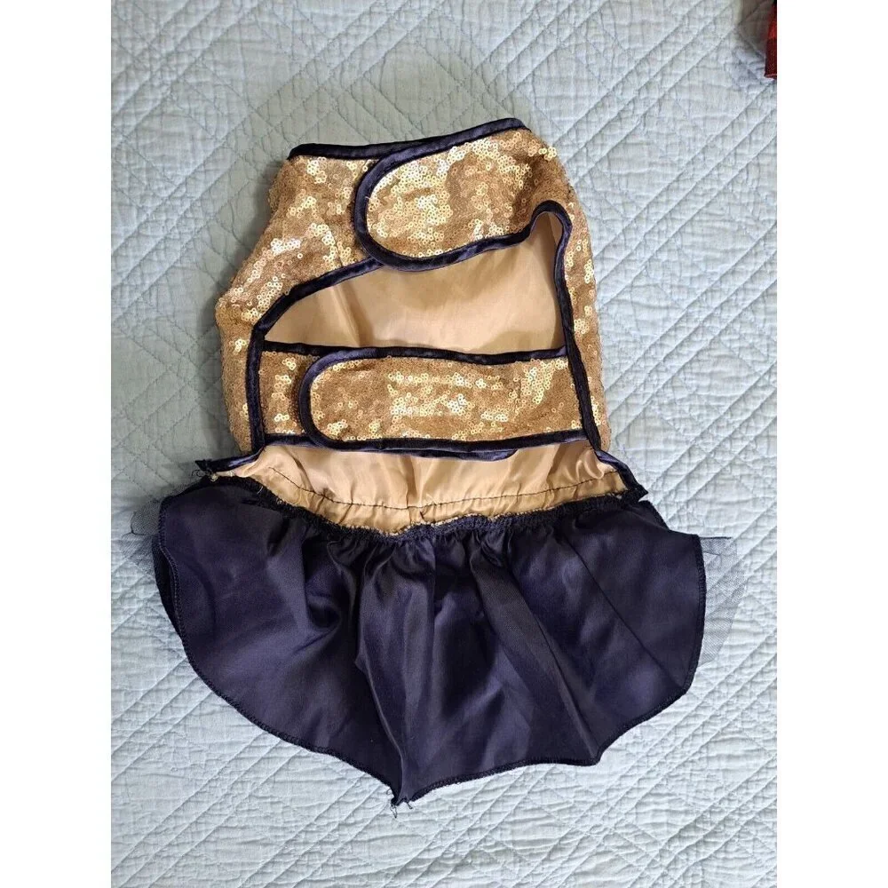 6 Dog Costumes Christmas/New Year's/July 4th/Kegger/Wonder Woman/Trick or Treat